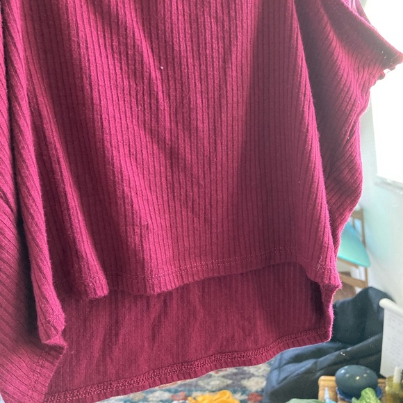 Soft cropped tank top - Picture 4 of 4